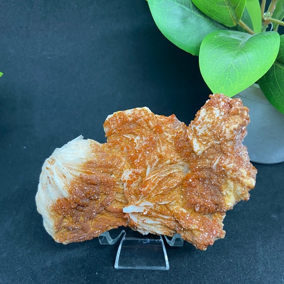 Collectors grade vanadinite piece - Picture 11 of 13